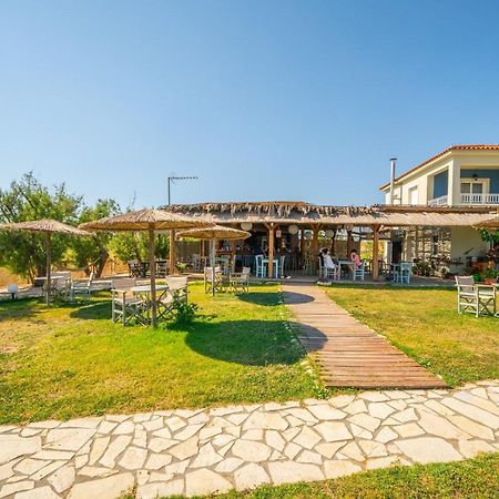 Chloe Apartments Lixouri Exterior foto