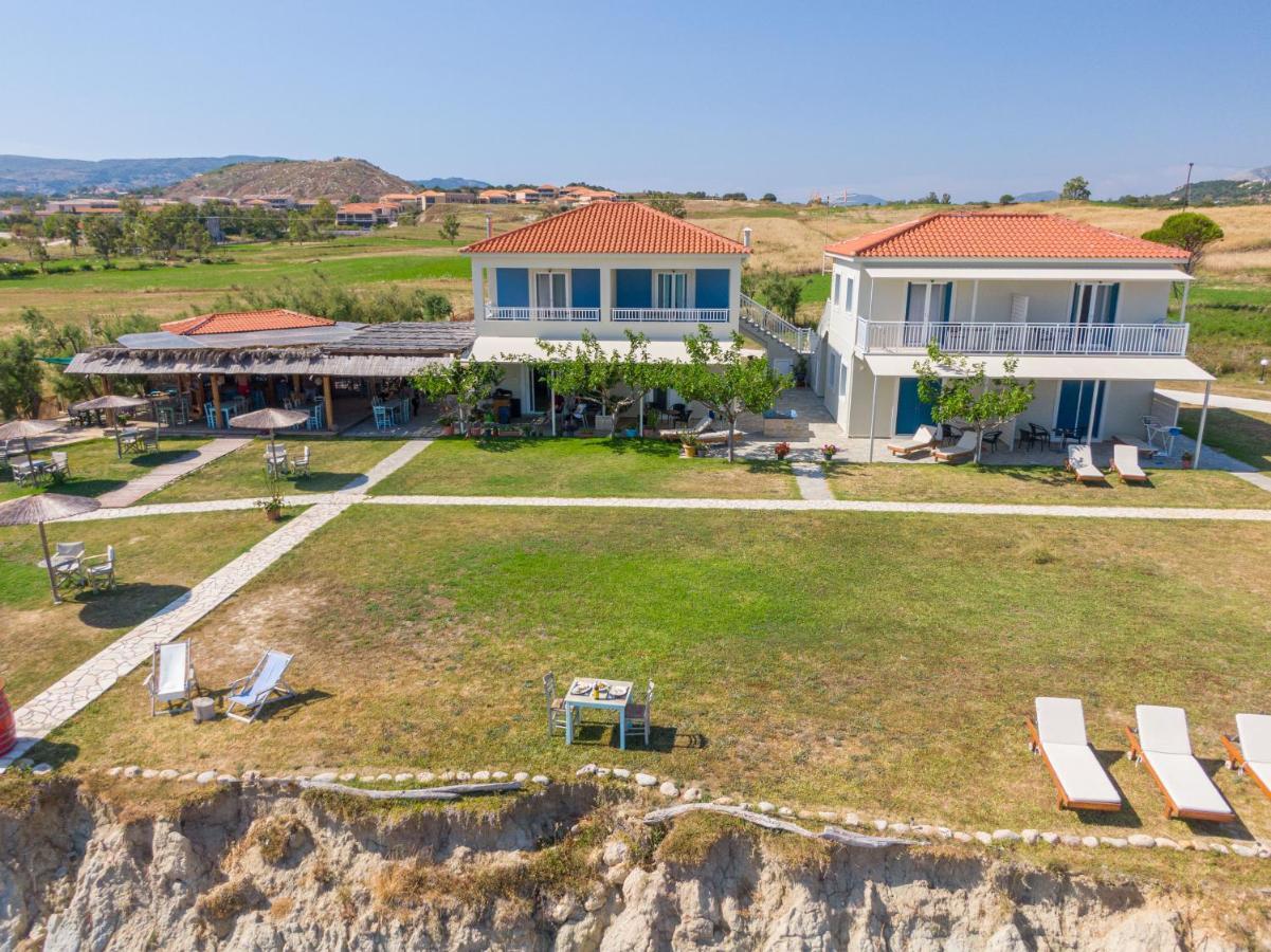 Chloe Apartments Lixouri Exterior foto